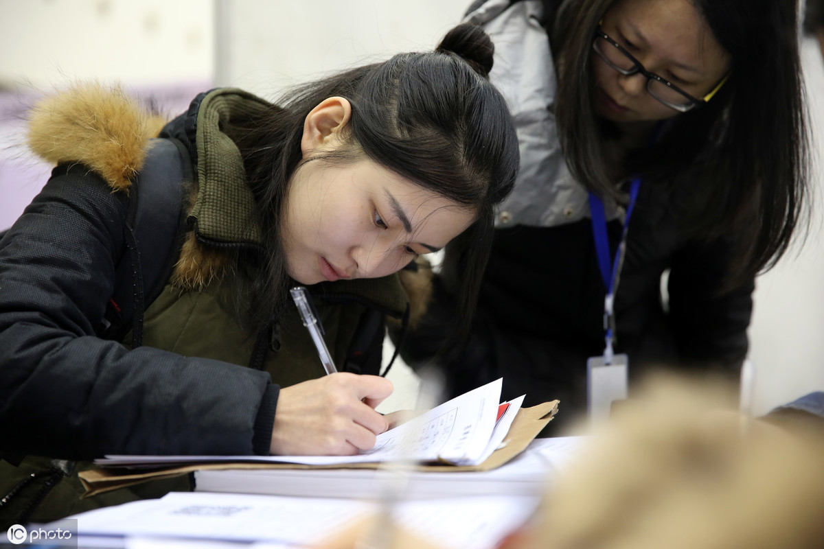 大学生2020年初级会计:100集入门视频教程+500道习题,送你参考